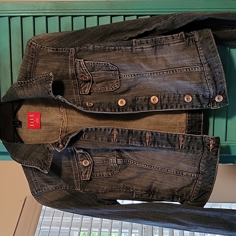 Elle jacket